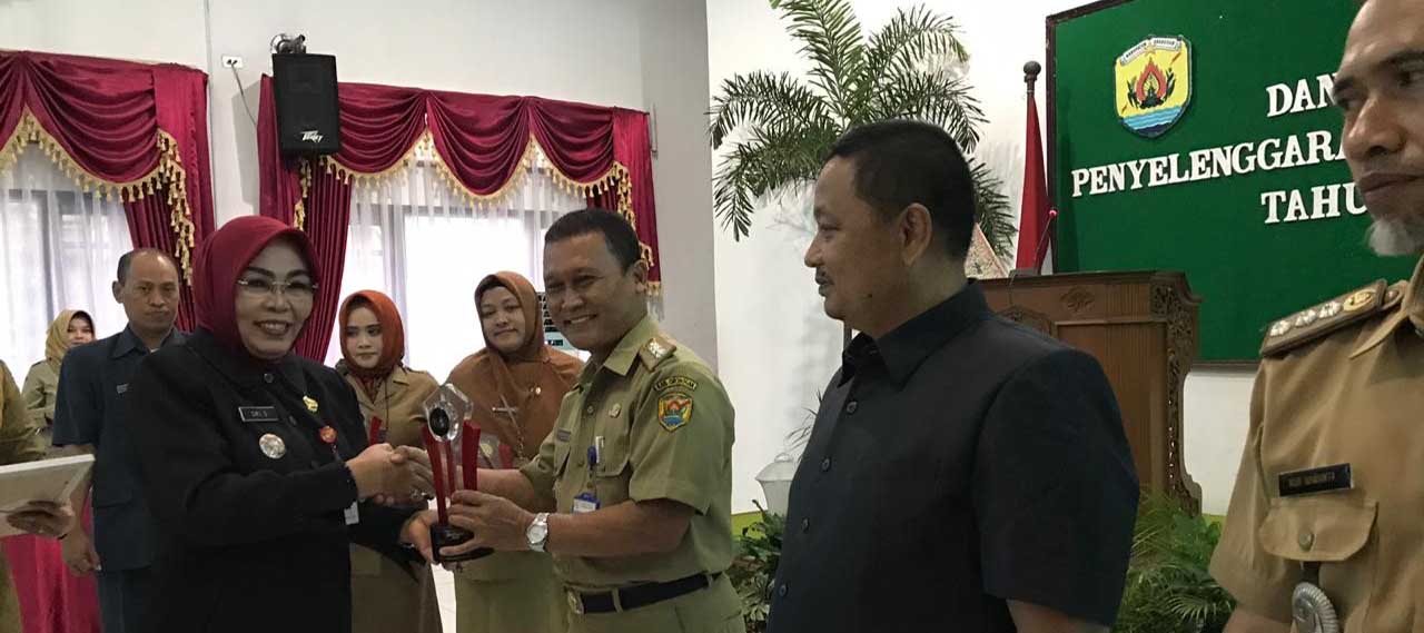     Tiga Camat dapat Reward dari Bupati Grobogan Atas Prestasi Kinerja Tahun 2018