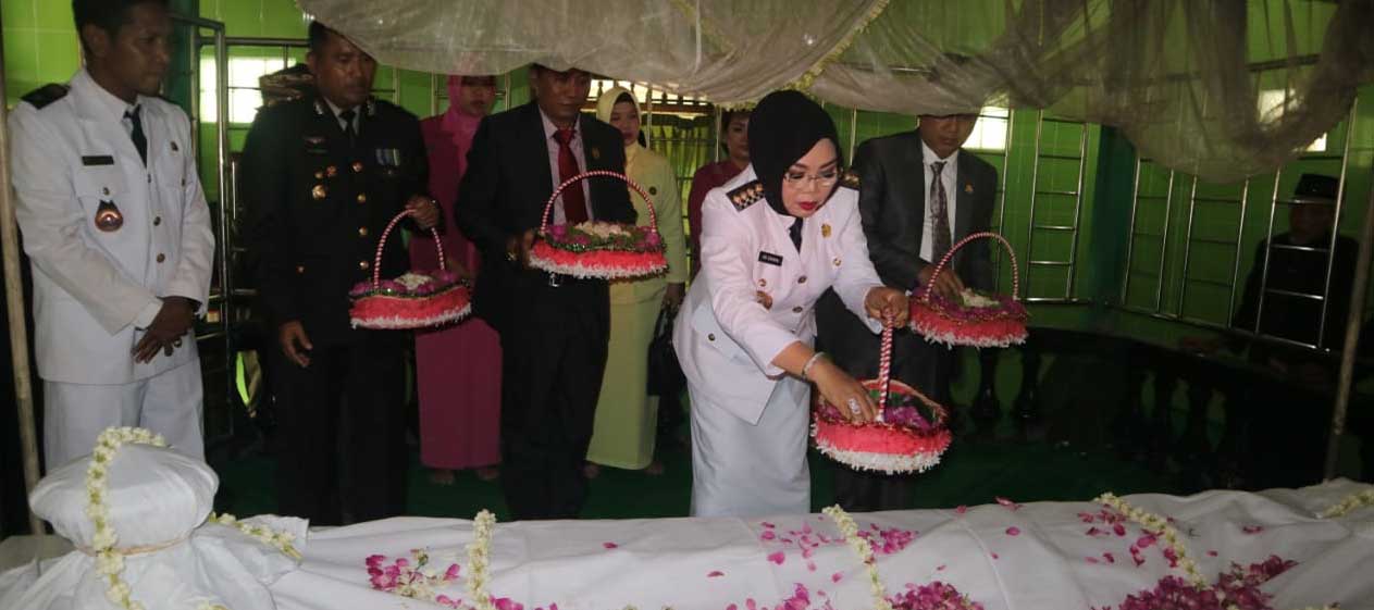 Usai Upacara Hadi Jadi di Alun-alun, Bupati Grobogan dan Pejabat Ziarah ke Makam Leluhur