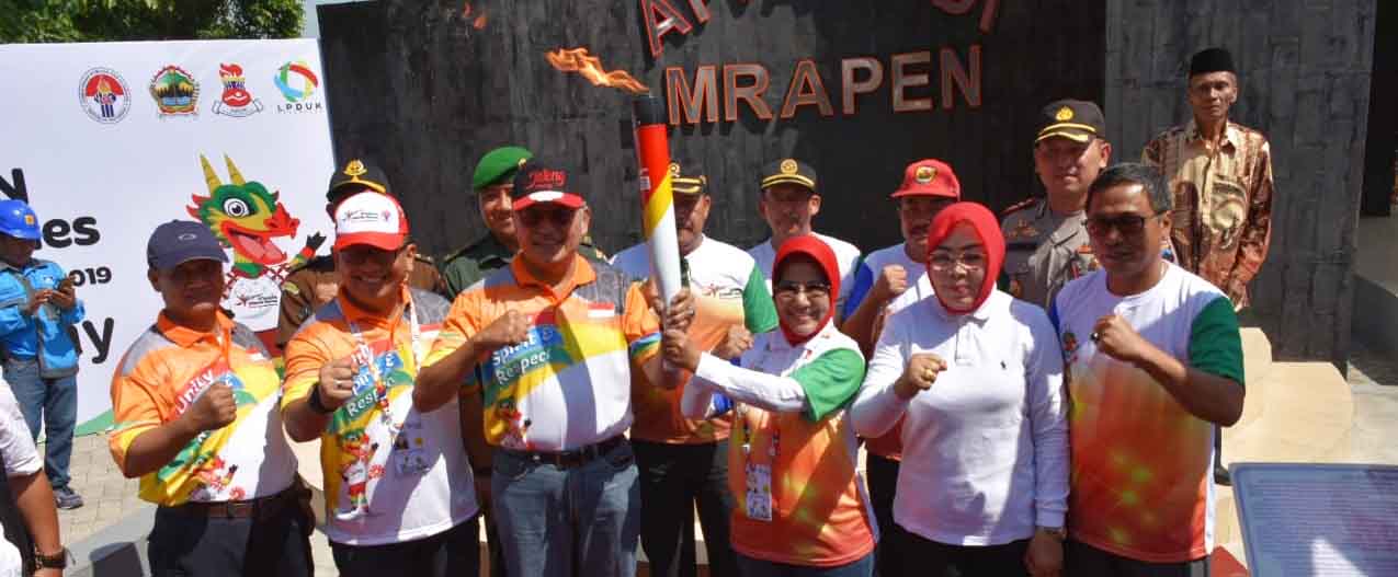 Api Obor ASEAN Schools Games 2019 Diambilkan dari Api Abadi Mrapen