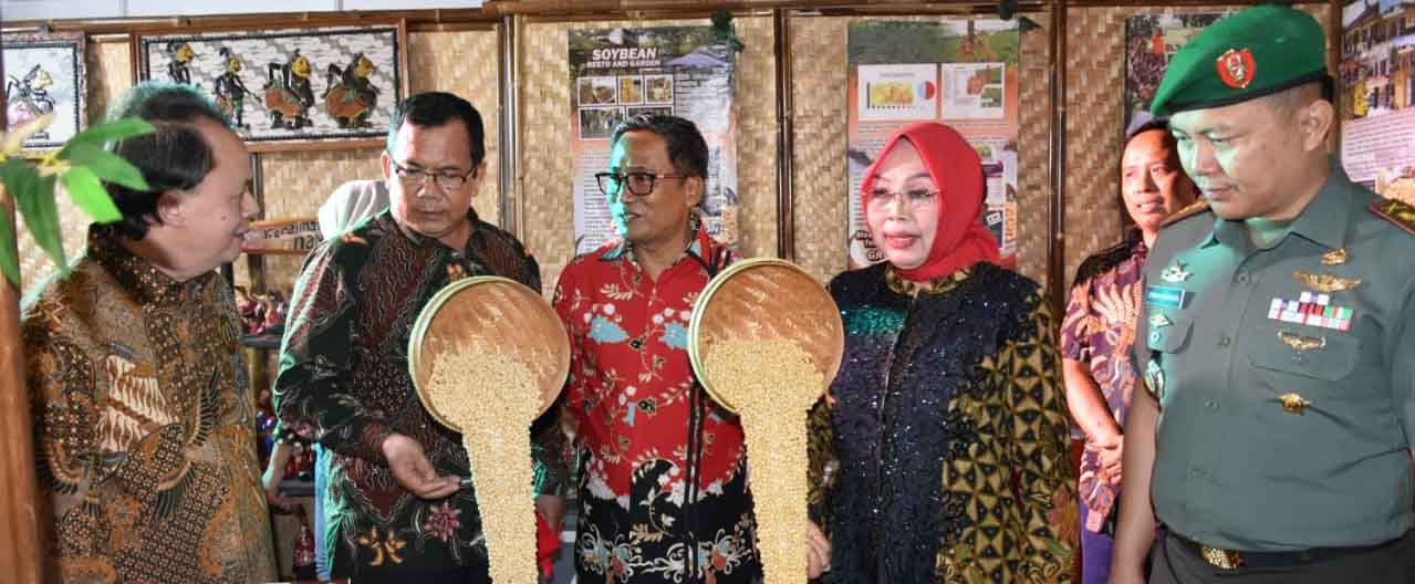 Potensi Unggulan Kabupaten Grobogan Dipromosikan di Anjungan Jawa Tengah TMII