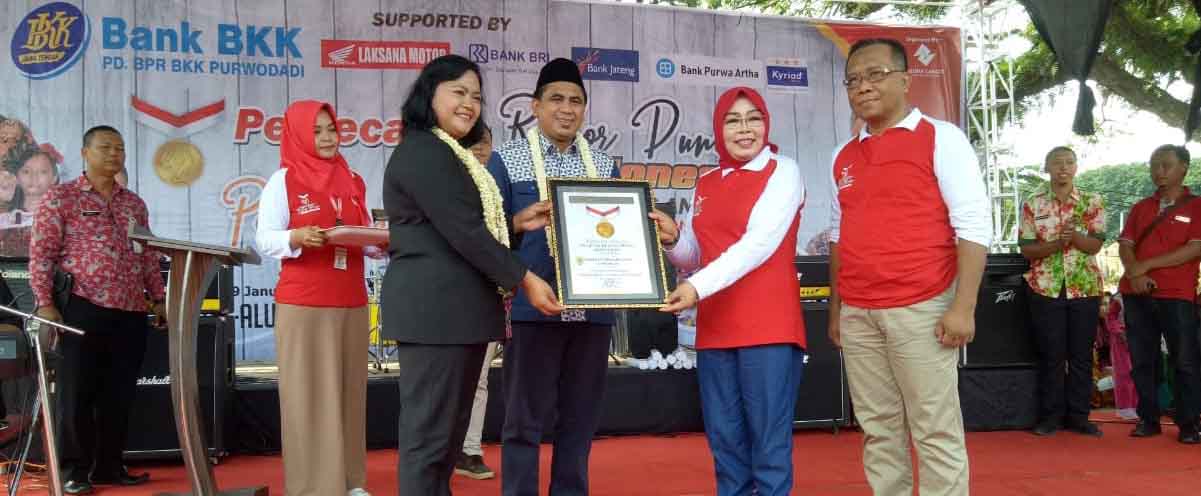 Pemkab Grobogan Pecahkan Rekor MURI Penyerahan KIA Terbanyak