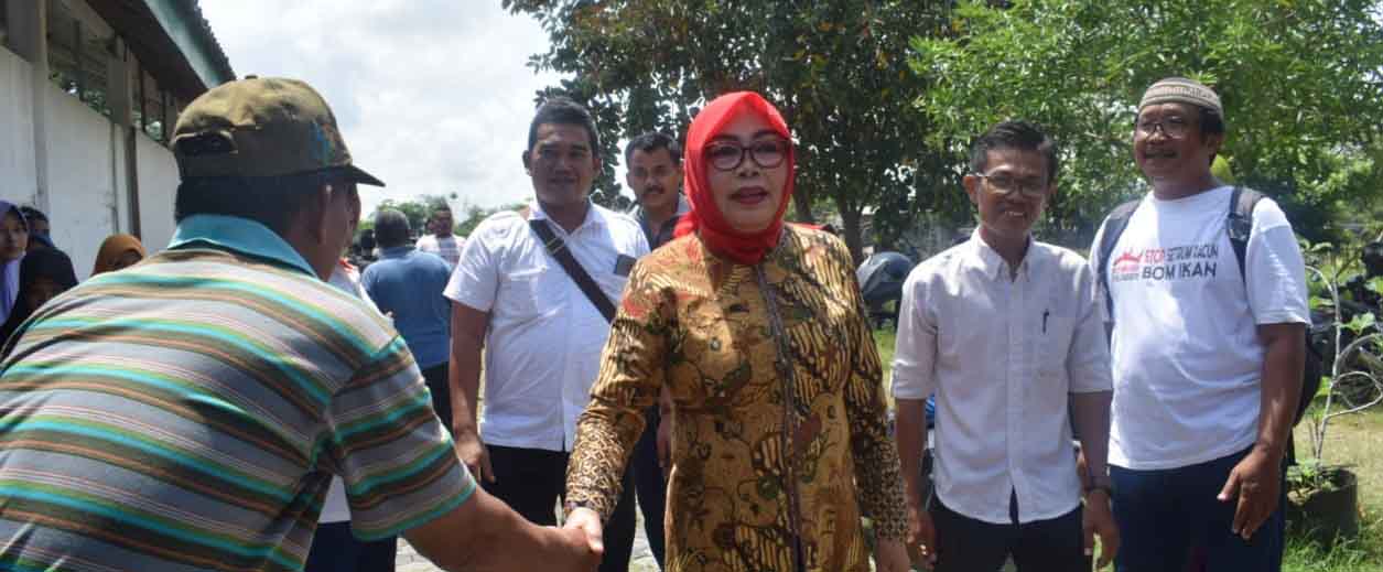    Kunjungi Lokasi Semburan Lumpur, Bupati Grobogan Minta Masyarakat Tenang