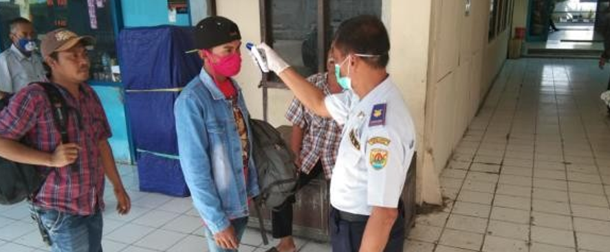 LAPORAN GUGUS TUGAS PENINGKATAN KEWASPADAAN TERHADAP RISIKO PENULARAN INFEKSI CORONA VIRUS DISEASE 2019 (COVID-19) KABUPATEN GROBOGAN (Minggu,, 22 Maret 2020)