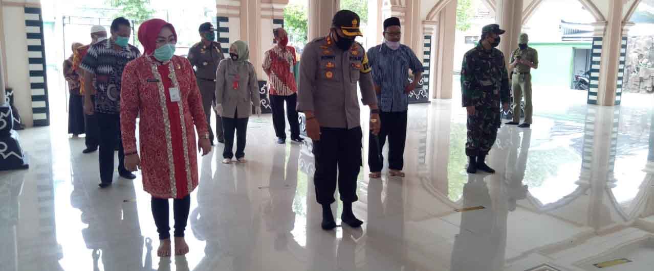 Bupati Grobogan Tinjau Tempat Ibadah dan Tempat Keramaian Dalam Rangka Persiapan New Normal