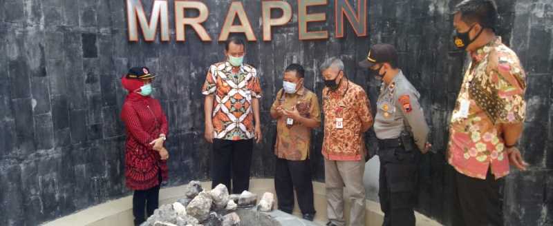 Pjs Bupati Grobogan Kunjungi Obyek Wisata Api Abadi Mrapen