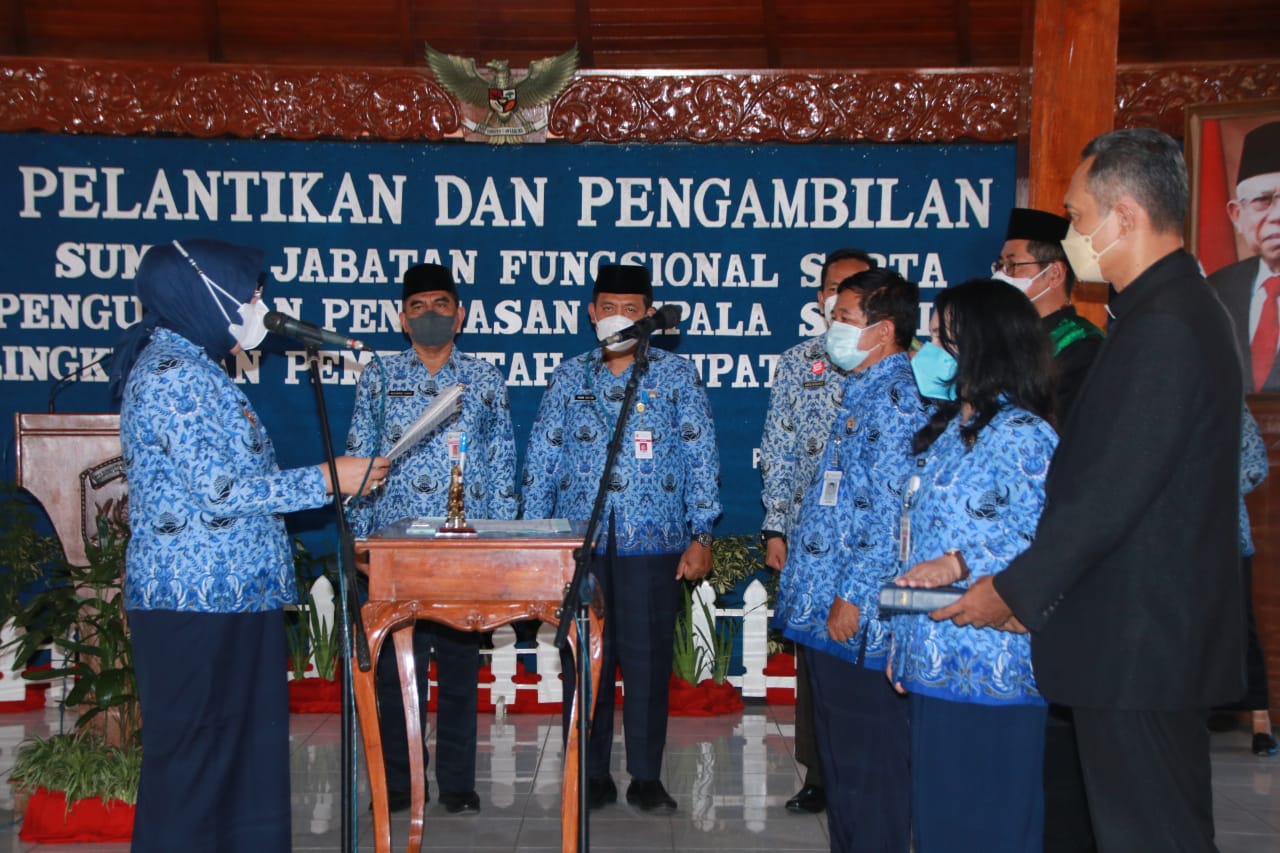 22 Jabatan Fungsional dan 39 Kepala Sekolah Dilantik Bupati Grobogan