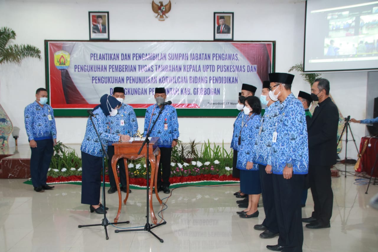 Bupati Grobogan Lantik 129 Pejabat Struktural dan Fungsional.
