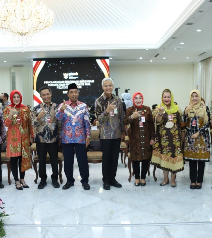 Bupati Grobogan Sri Sumarni Hadiri Pemberian Anugerah Pelayanan Publik, di Istana Wakil Presiden RI