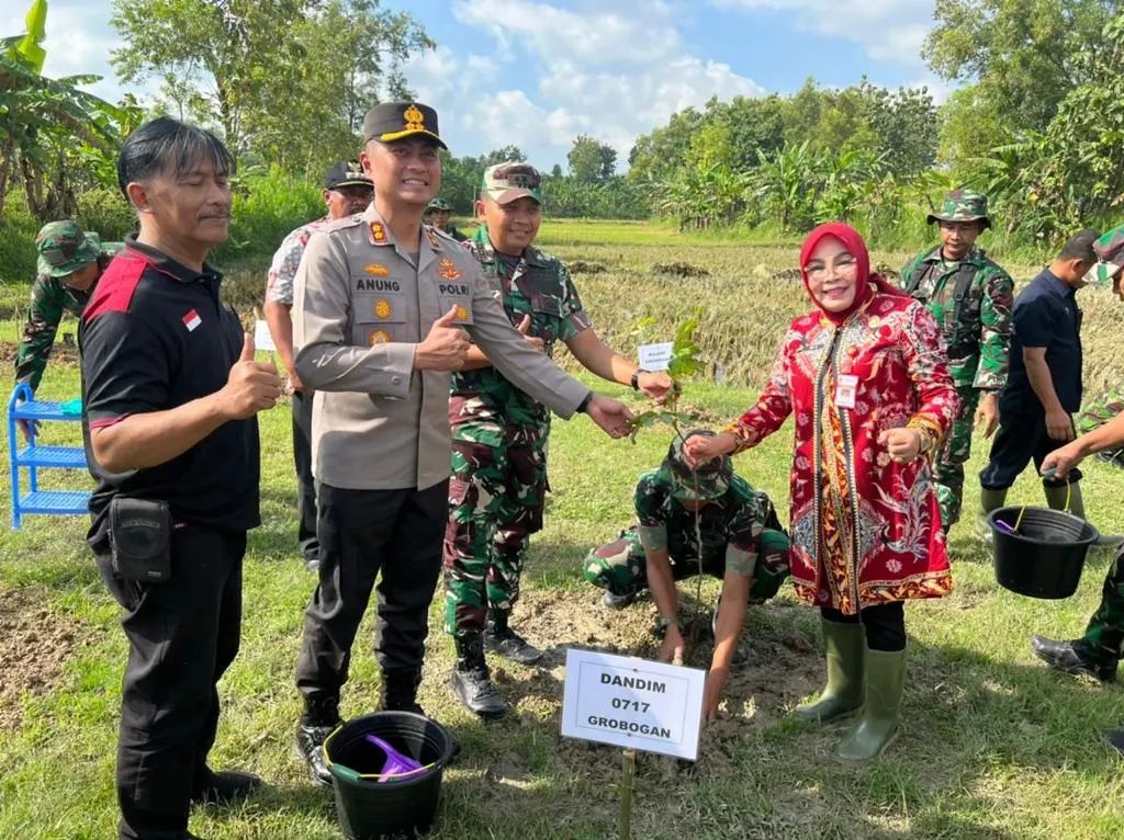Gelar Reboisasi di Kawasan Hutan