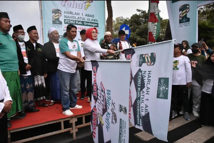 Sambut Satu Abad NU, 15 Ribu Warga Grobogan Ikuti Jalan Sehat 