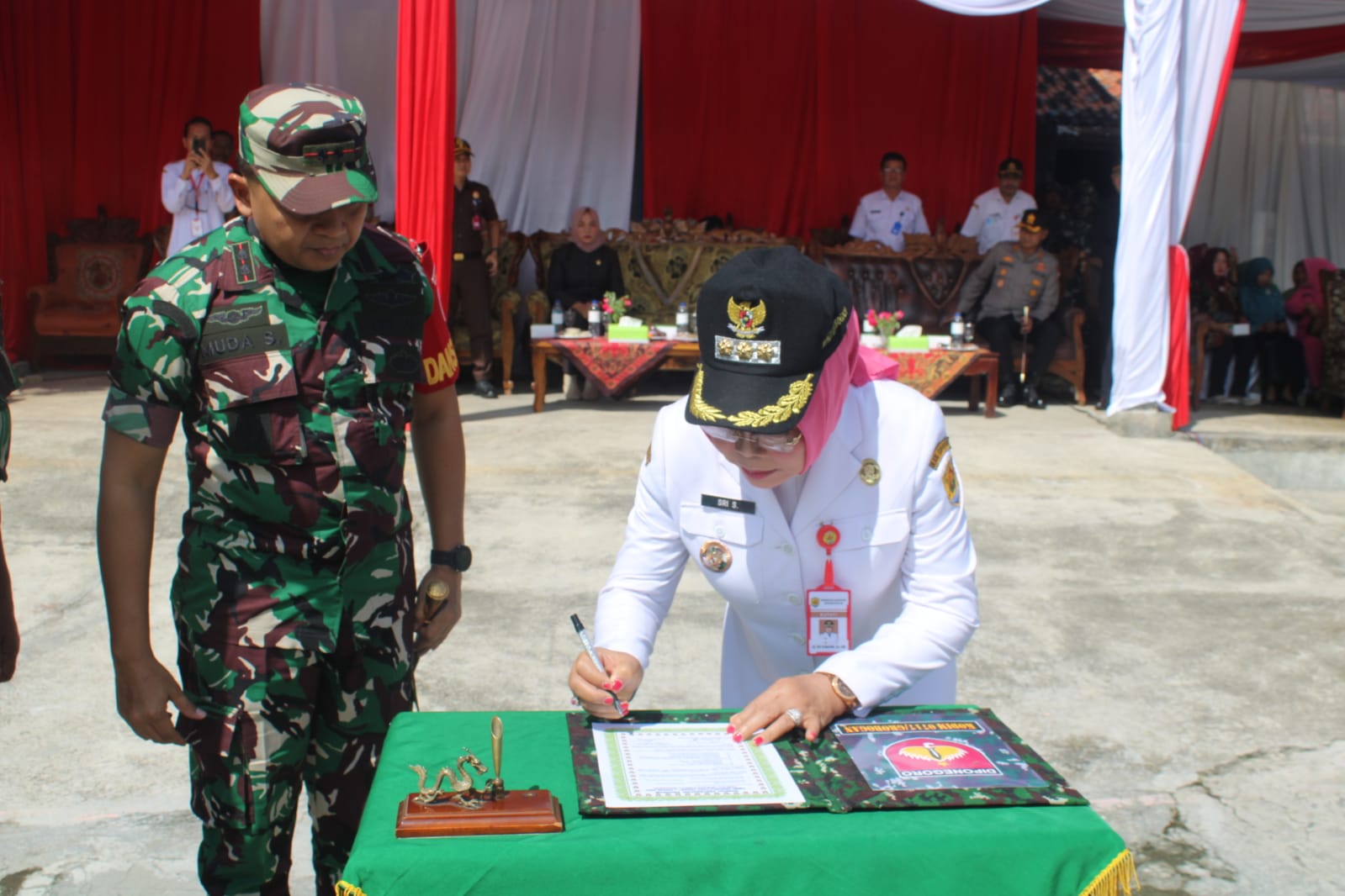 Hadiri Pembukaan TMMD, ini harapan Sri Sumarni