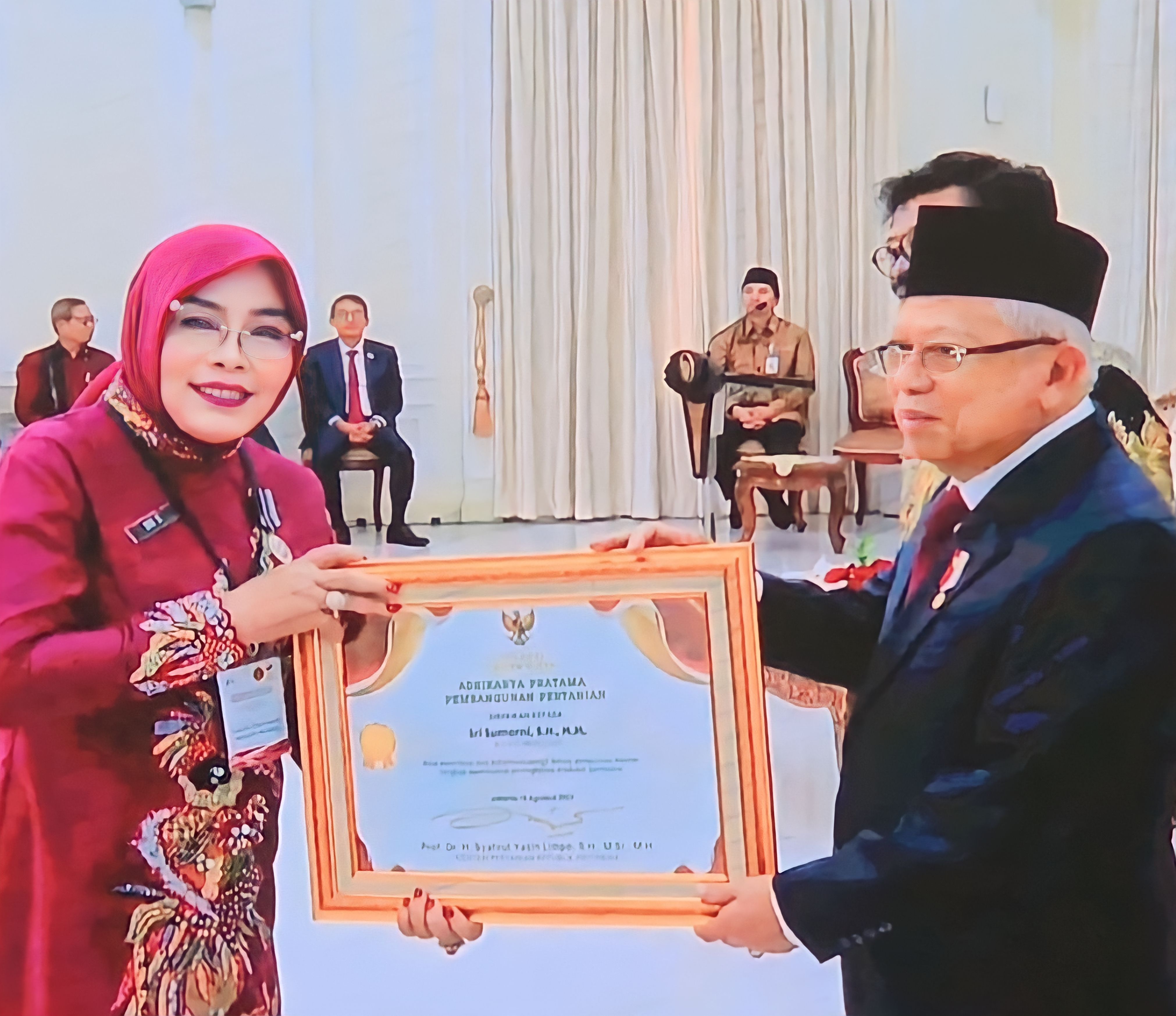 Bupati Grobogan Terima Penghargaan Adhikarya Pembangunan Pertanian dari Wakil Presiden