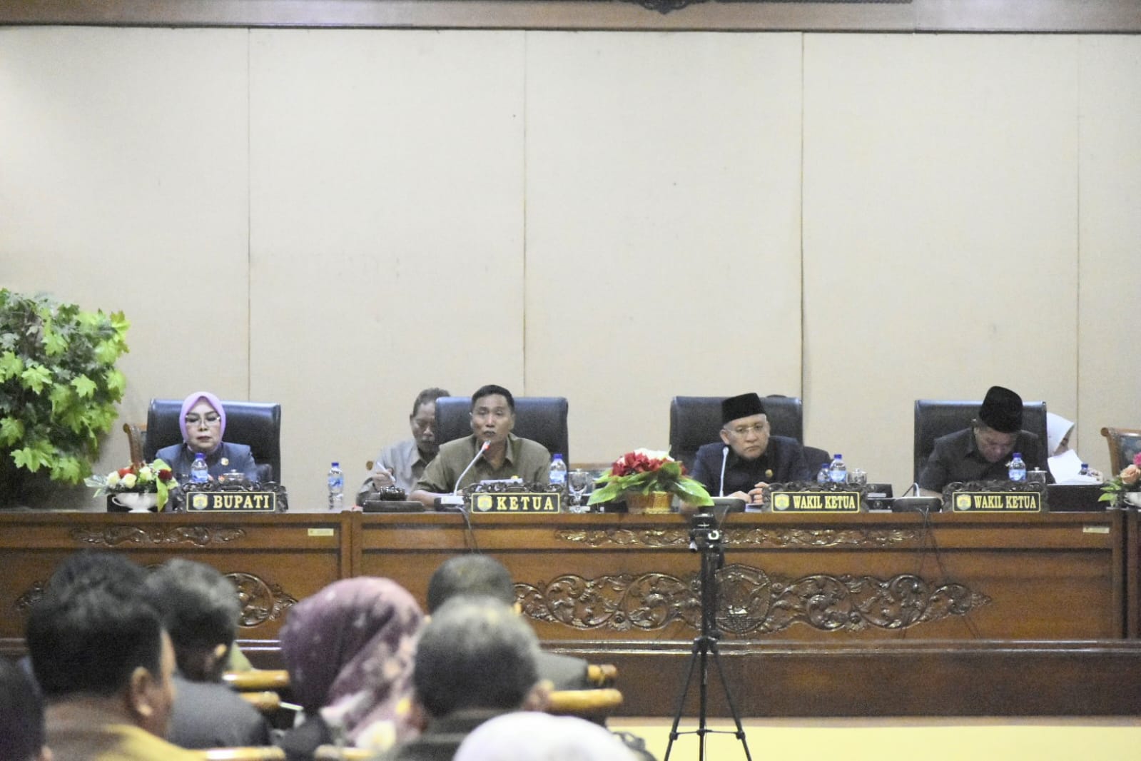 Bupati Grobogan Memberikan Penjelasan Terkait Pandangan Umum Fraksi DPRD