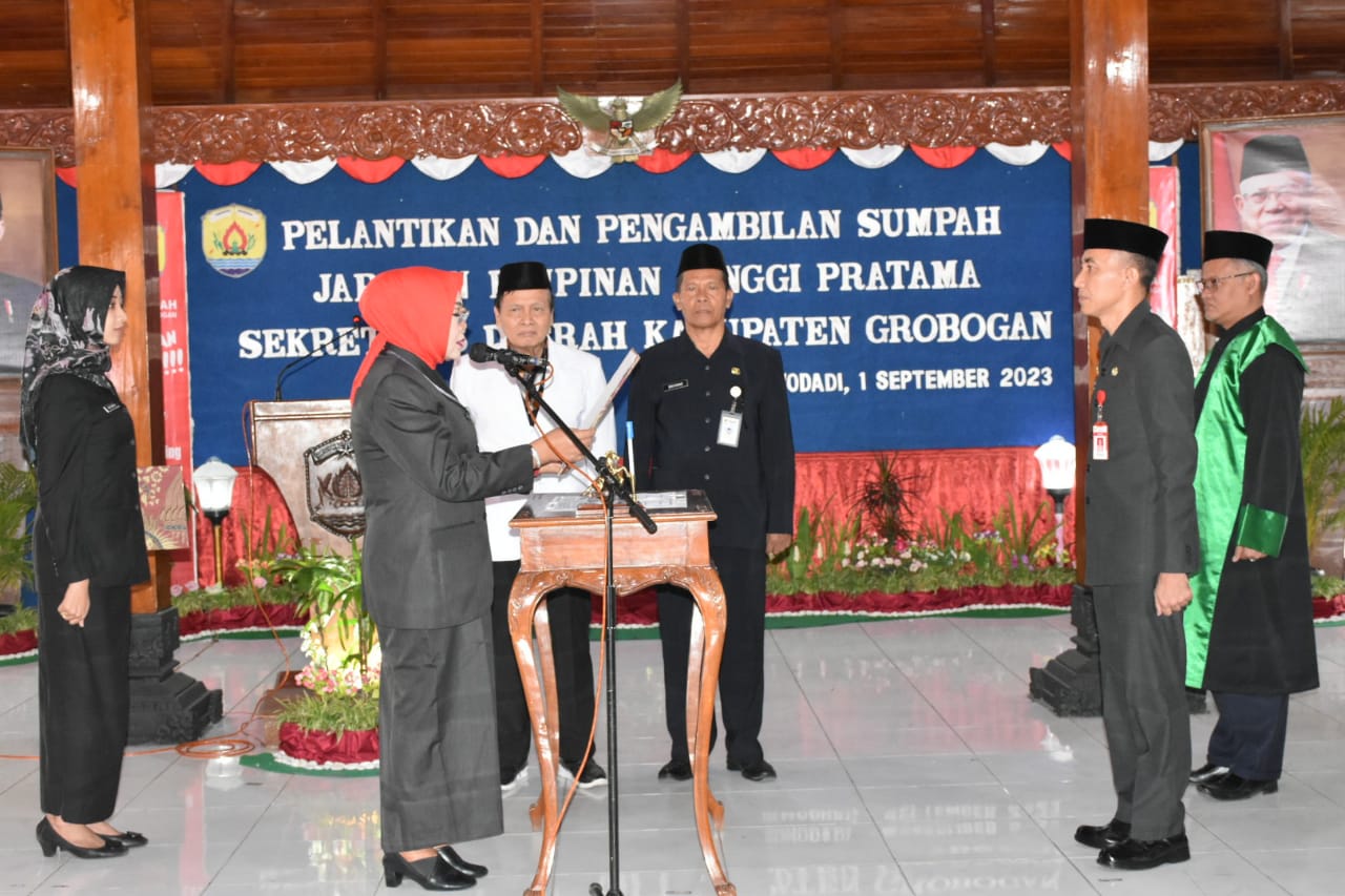 Bupati Lantik Anang Armunanto jadi Sekretaris Daerah