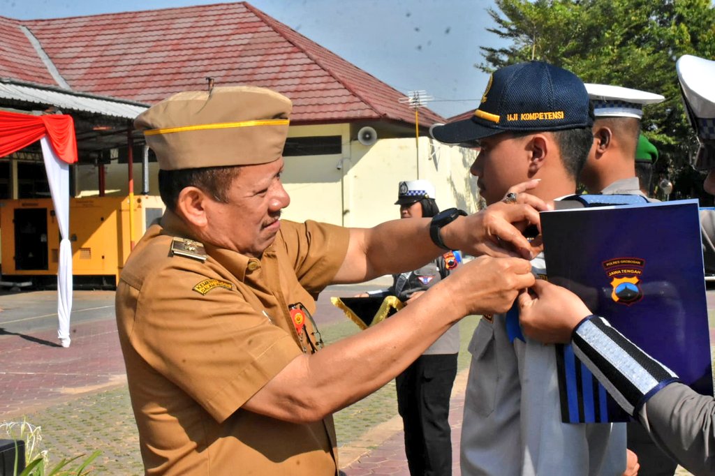 Wabup Grobogan Pimpin Apel Gelar Pasukan Operasi Zebra Candi 2023