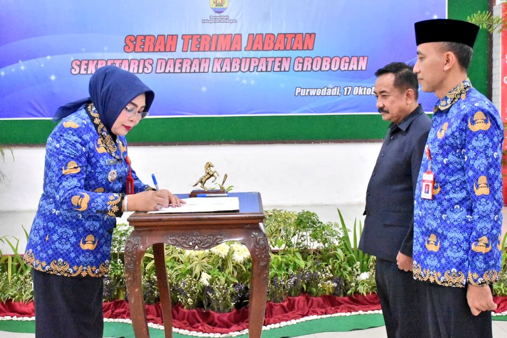 Bupati Pimpin Acara Sertijab Sekretaris Daerah Grobogan