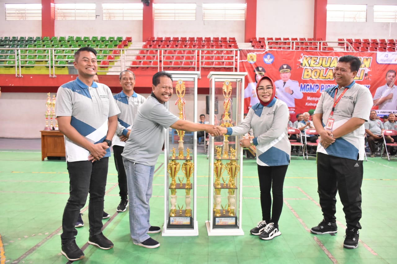 Dibuka Bupati, 58 SMP di Grobogan Ikuti Kejuaraan Voli