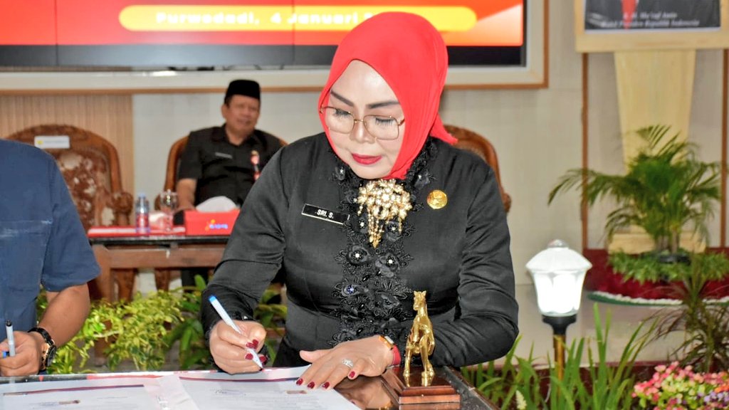 Bupati Serahkan Dokumen Pelaksanaan Anggaran Tahun 2024