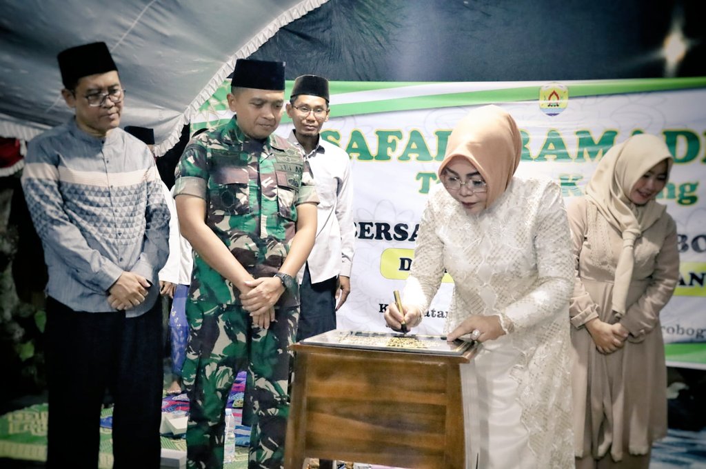 Bupati Gelar Tarling dan Resmikan Masjid Baiturrahman Desa Wolo