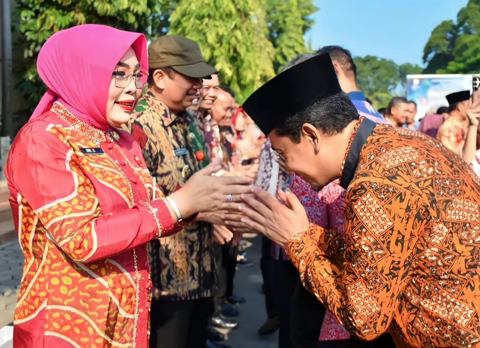 Bupati Grobogan Pimpin Apel Pagi di Halaman Setda Grobogan dan Halal Bihalal Idul Fitri 1445 H