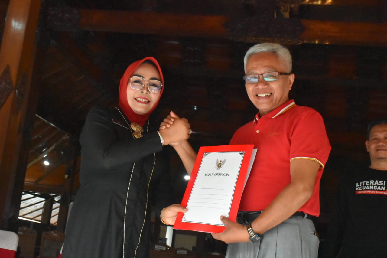 Bupati Grobogan Lepas Kontingen Pesparawi XIV ke Wonogiri