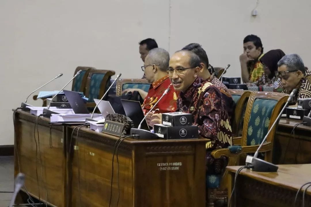 Setda Grobogan Menghadiri Rapat Kerja Dengan Badan Anggaran DPRD Kabupaten Grobogan