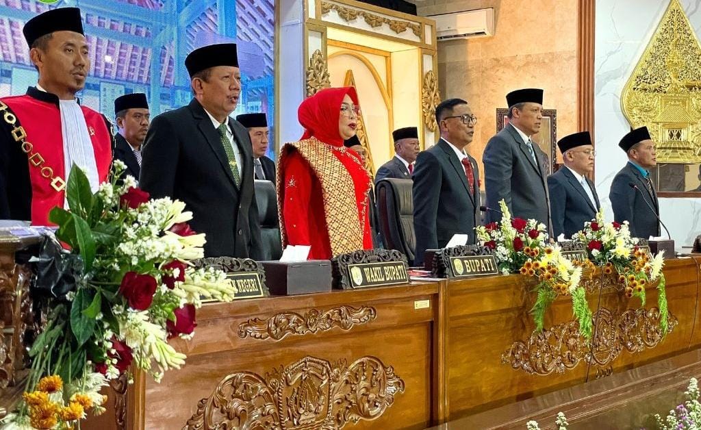 Bupati Grobogan Menghadiri Pelantikan Anggota DPRD Kabupaten Grobogan Periode 2024-2029