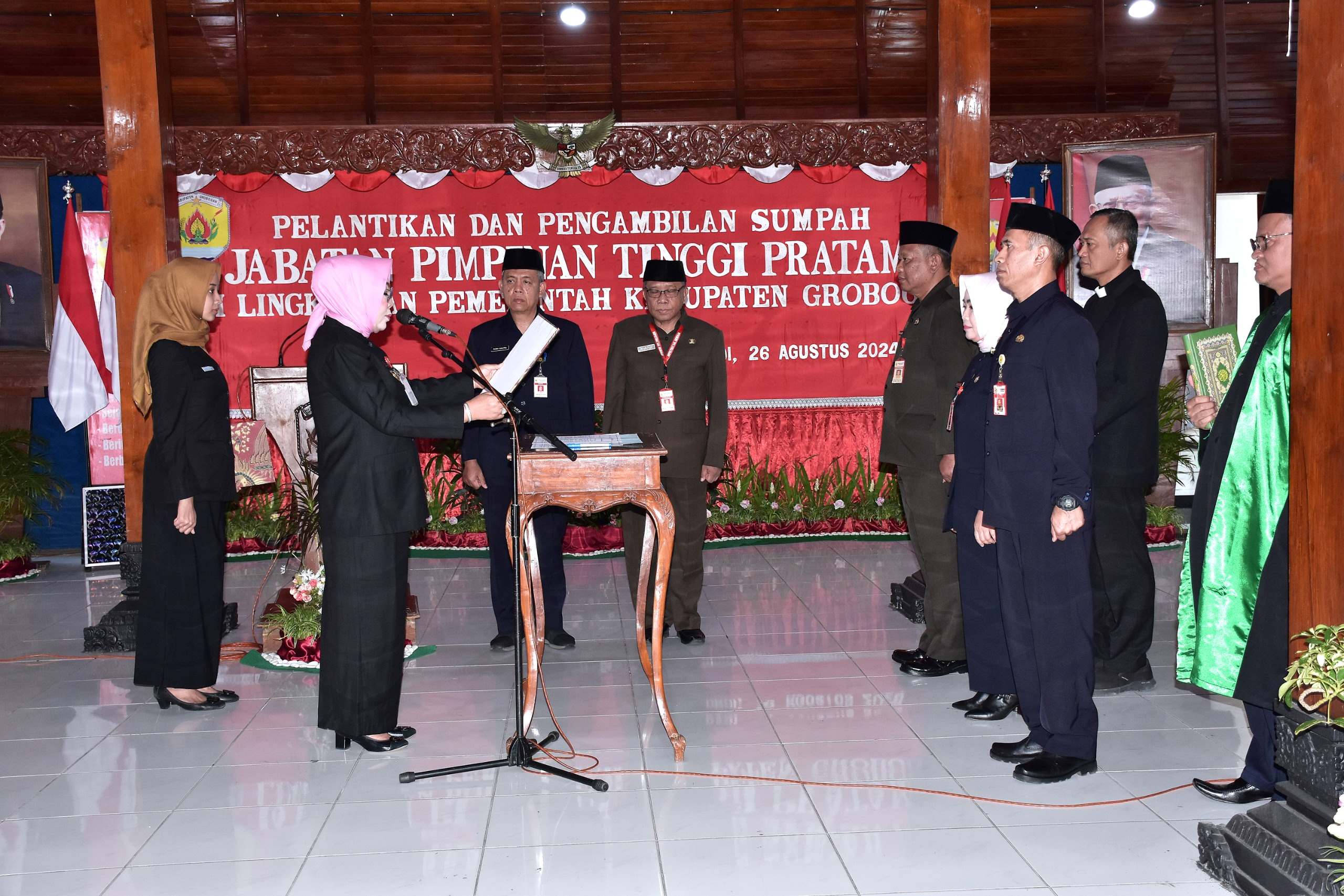 Bupati Grobogan Melantik Tiga Pejabat Pimpinan Tinggi Pratama