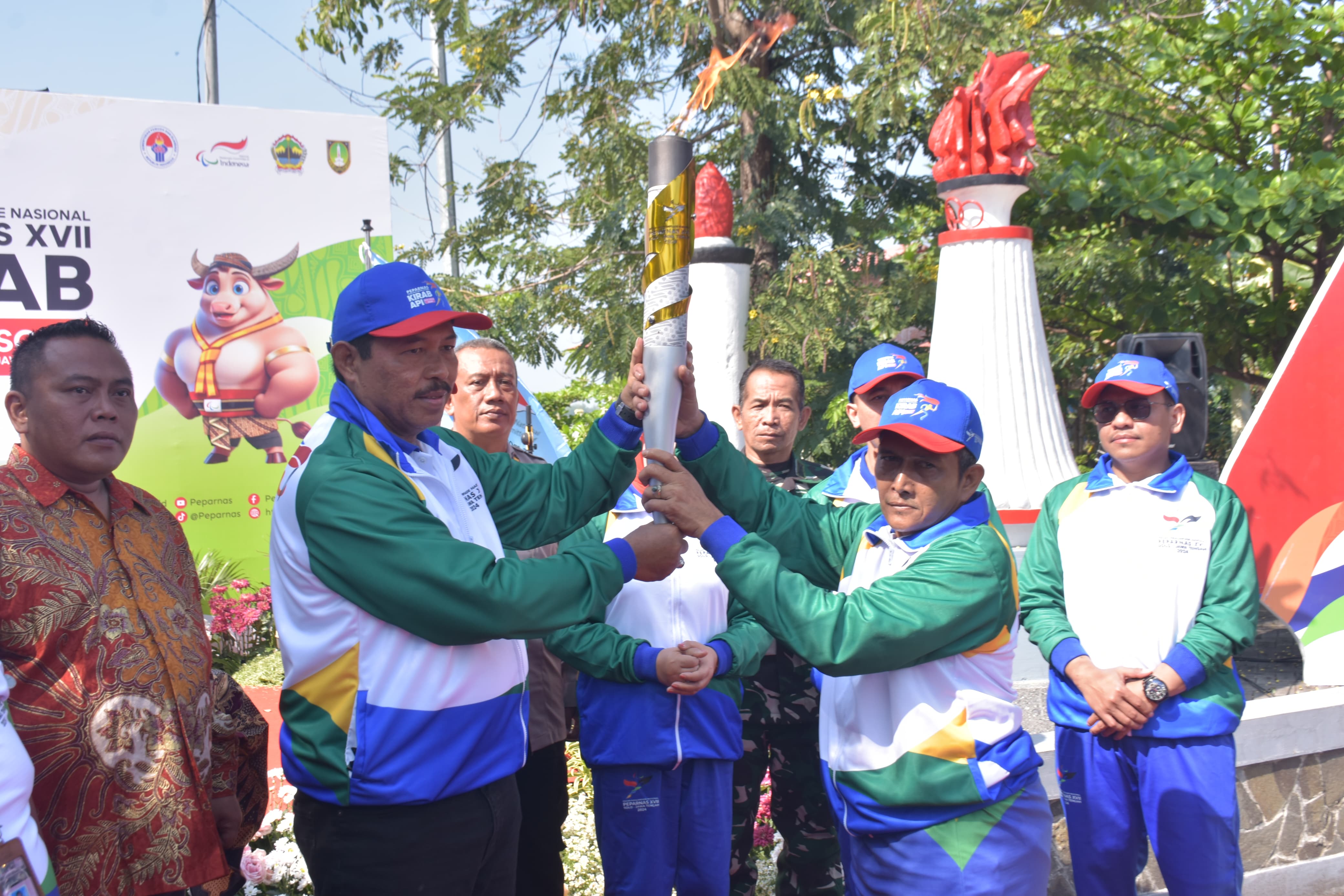 Pawai Obor PEPARNAS XVII 2024 Dimulai di Grobogan: Api Semangat untuk Para Atlet