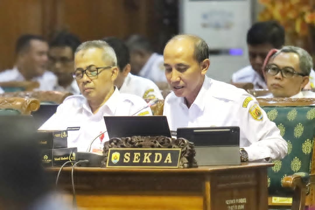 Sekda Grobogan Hadiri Raker Banggar, Bahas APBD 2025