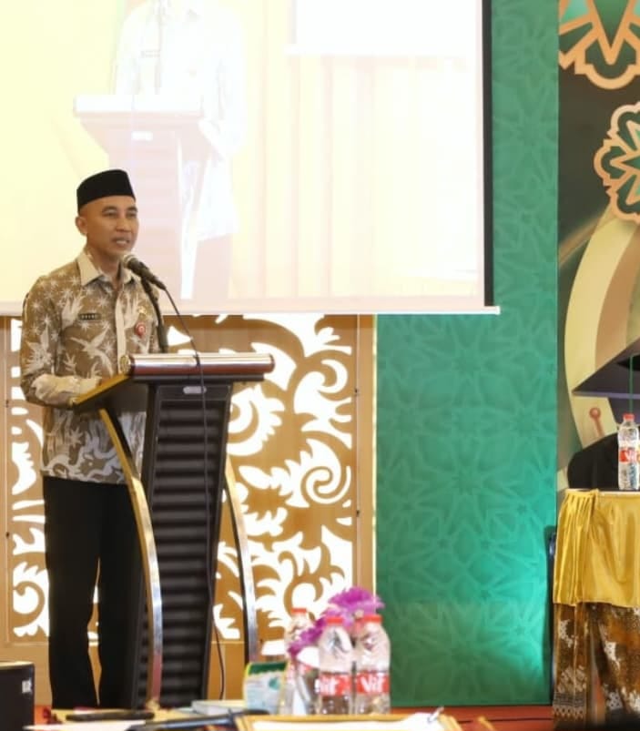 WISUDA PERDANA STISS WUJUDKAN SDM BERKUALITAS