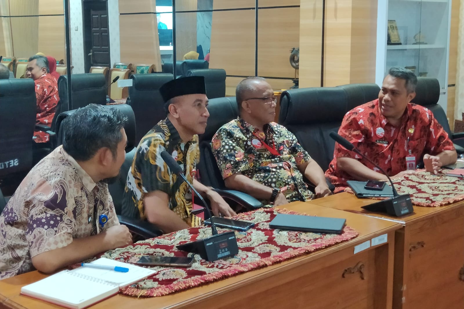 DUKUNG TRANSPARANSI DAN EFISIENSI, PEMKAB GROBOGAN IKUTI RAKOR KONSOLIDASI PENGADAAN BARANG/JASA