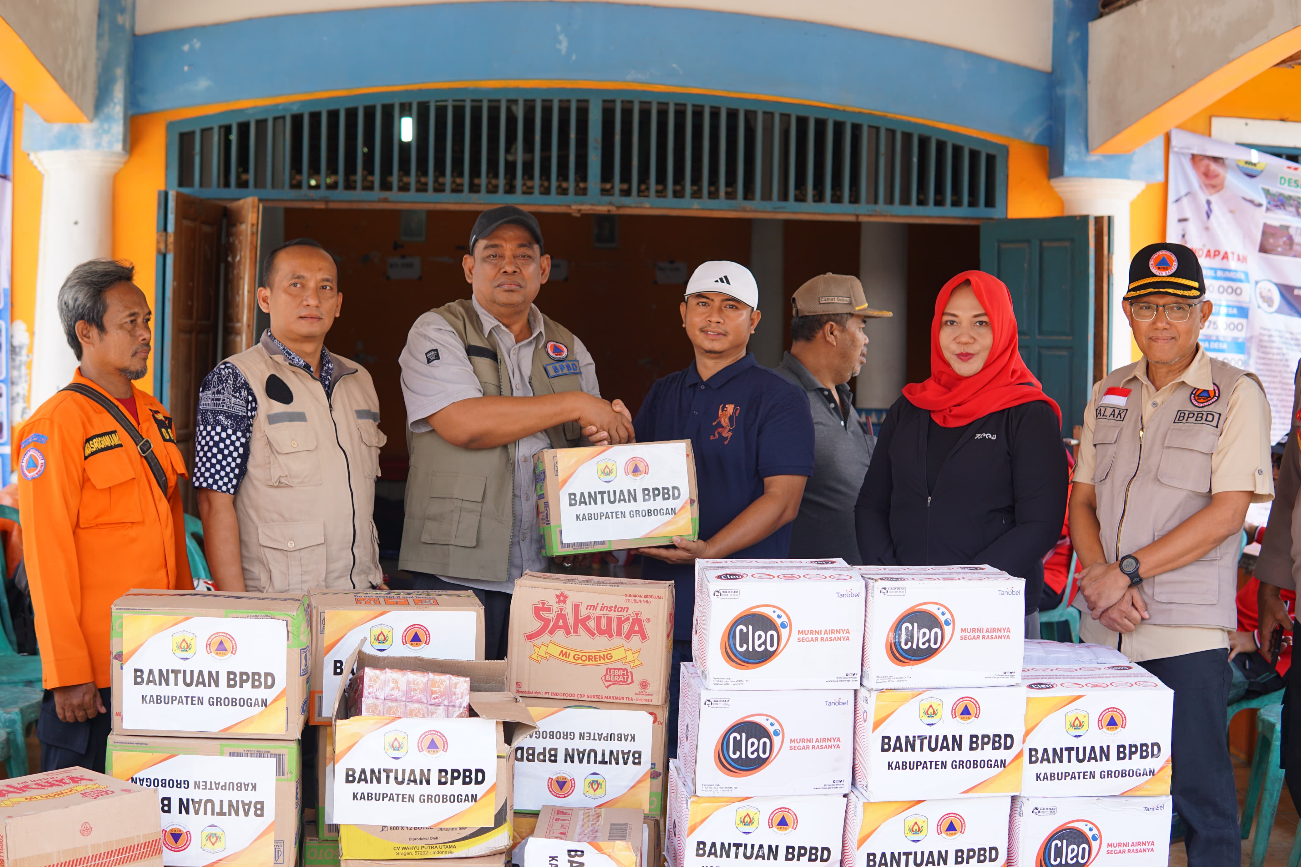 BUPATI SETYO HADI TINJAU TANGGUL JEBOL DI BATURAGUNG: PEMKAB FOKUS EVAKUASI DAN BANTUAN