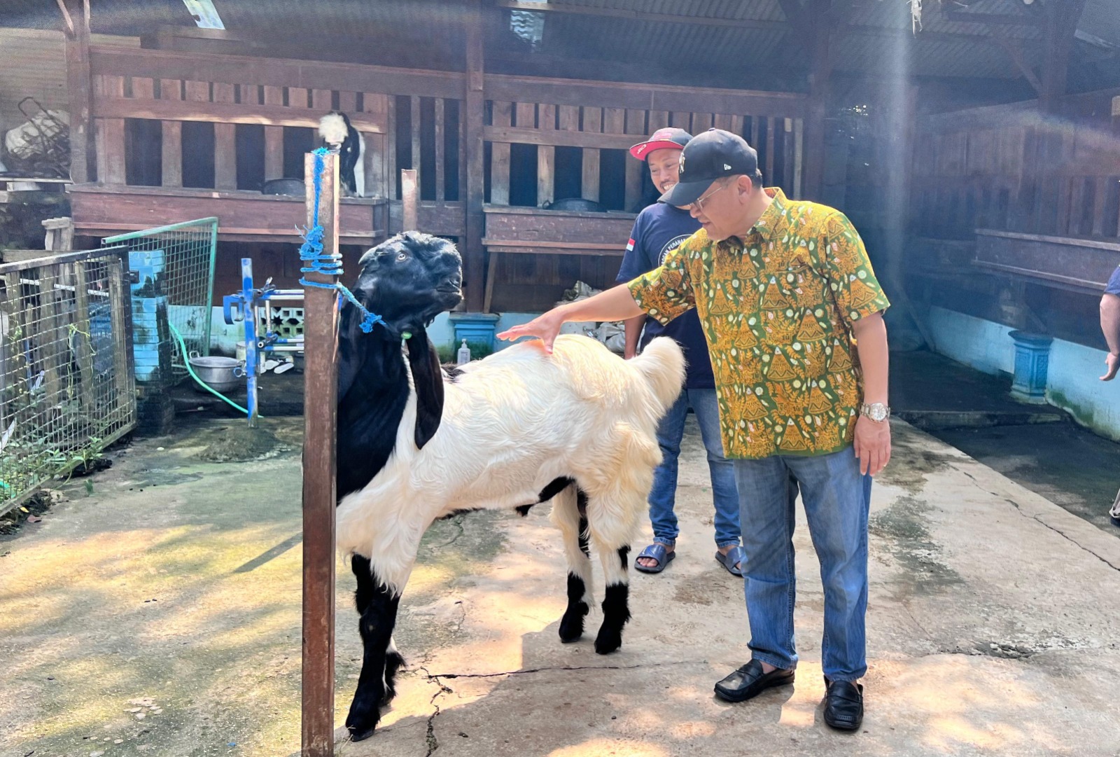Wakil Bupati Grobogan Dialog Langsung dengan Peternak Kambing di Pagergunung