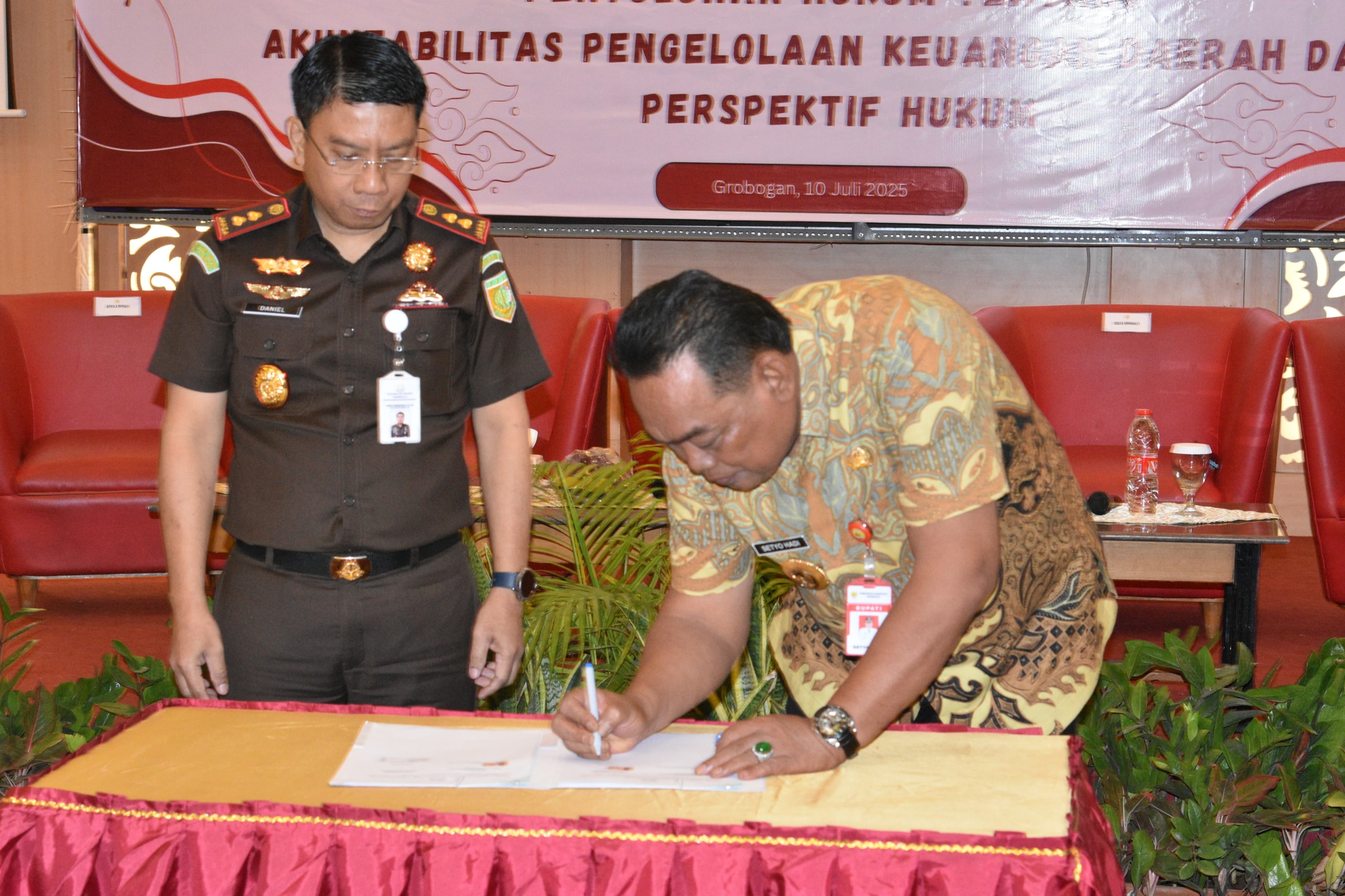 Pemkab Grobogan"“Kejari Teken Nota Kesepahaman Bidang Hukum Perdata dan Tata Usaha Negara