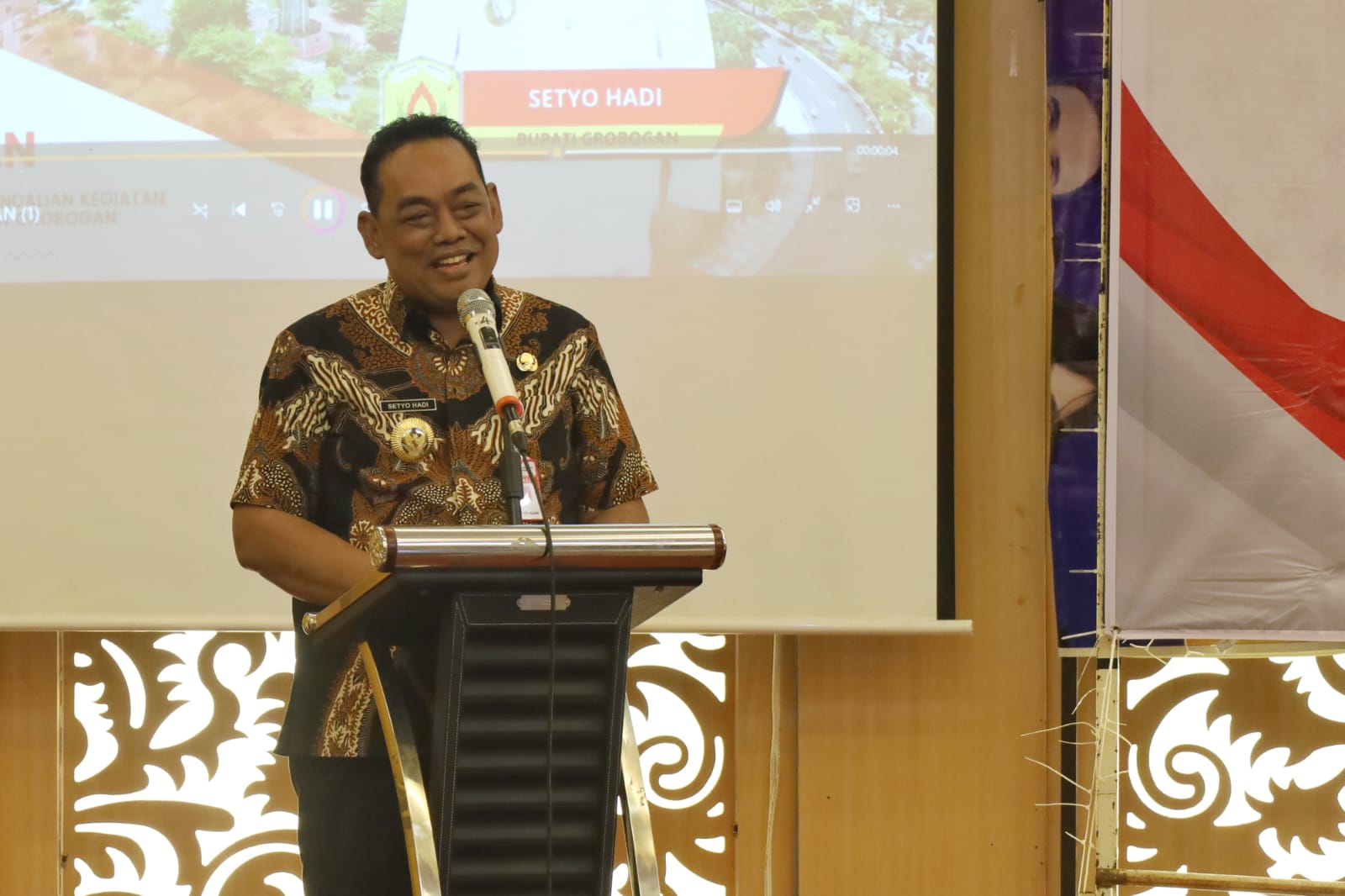 Bupati Grobogan membuka Rapat Koordinasi Pengendalian Pelaksanaan Kegiatan Pembangunan Triwulan II Tahun Anggaran 2025
