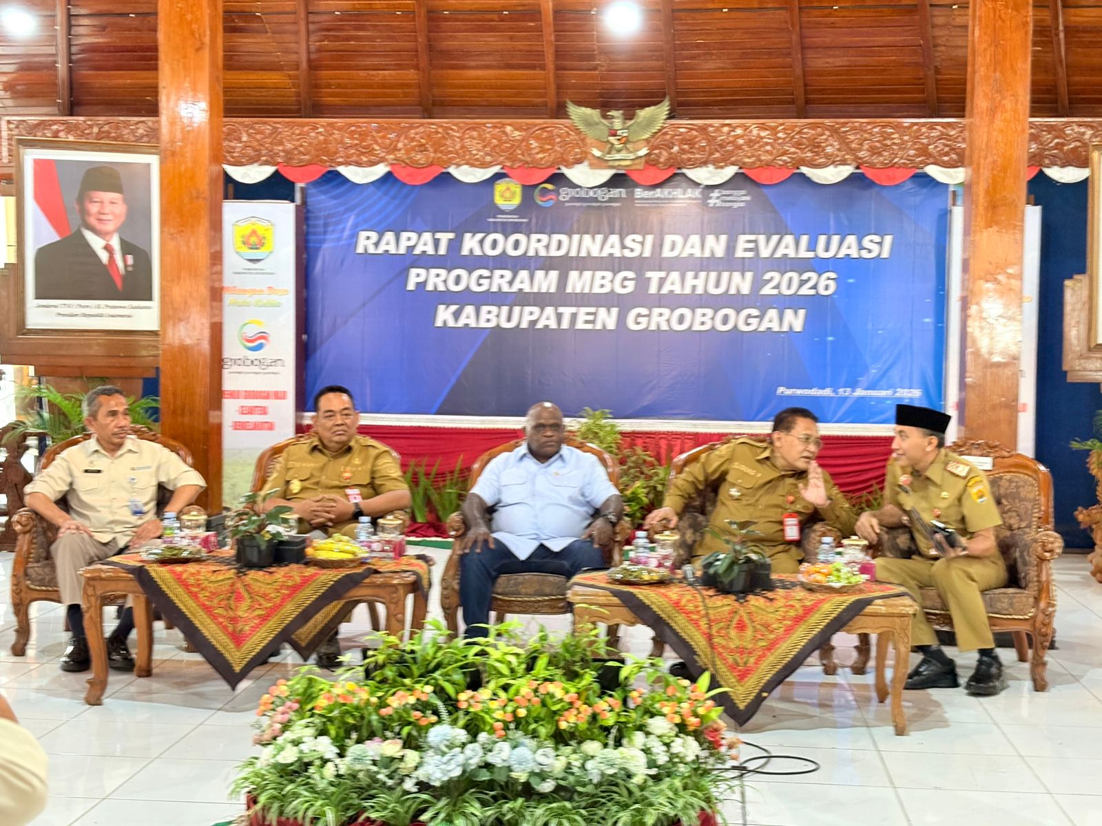 Menteri HAM Natalius Pigai Hadiri Rakor Evaluasi Makan Bergizi Gratis di Grobogan