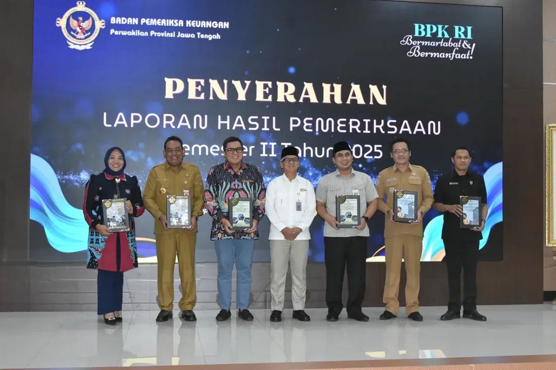 Grobogan Raih Hasil Positif Audit BPK, Bupati Setyo Hadi Berkomitmen Tingkatkan Kualitas Fasilitas Pendidikan